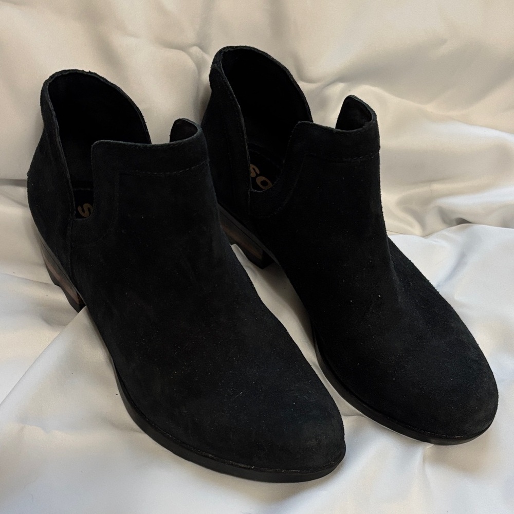 Sorel Black Ankle Boots